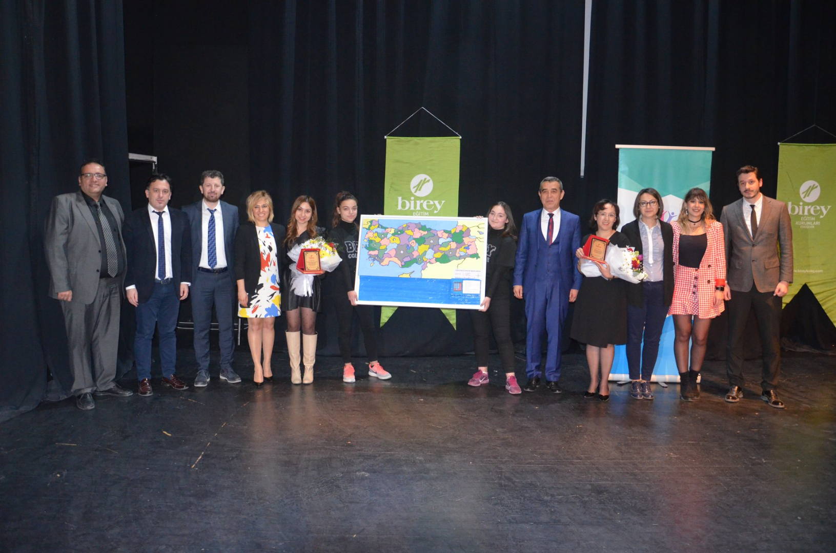 Blog | Birey | Eskişehir Birey Kolej'den 1Haritamla Oynuyorum, Şairimi Tanıyorum" projesi  Bölge Finalinde 