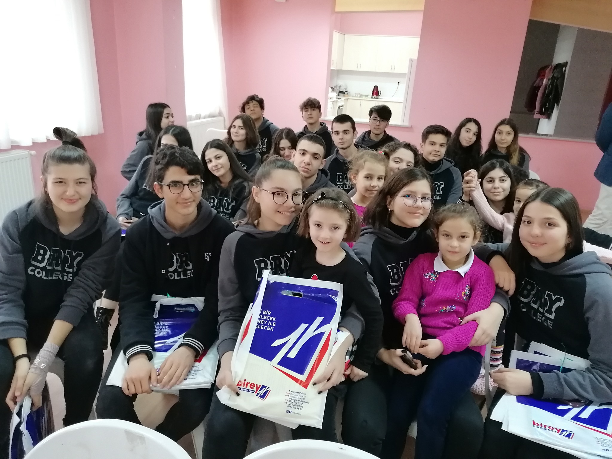 Birey | Blog | Birey Kolej'den Hami Projesi Kapsamında Kardeş Okul Ziyareti
